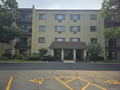 7221 Wolf Road Indian Head Park IL 60525