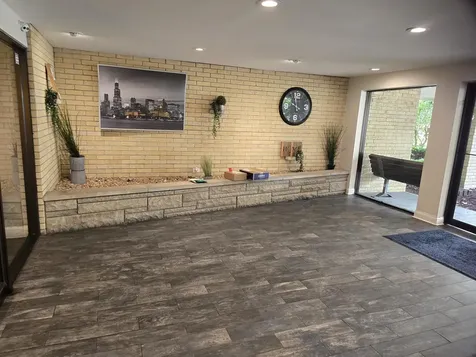 7221 Wolf Road Indian Head Park IL 60525