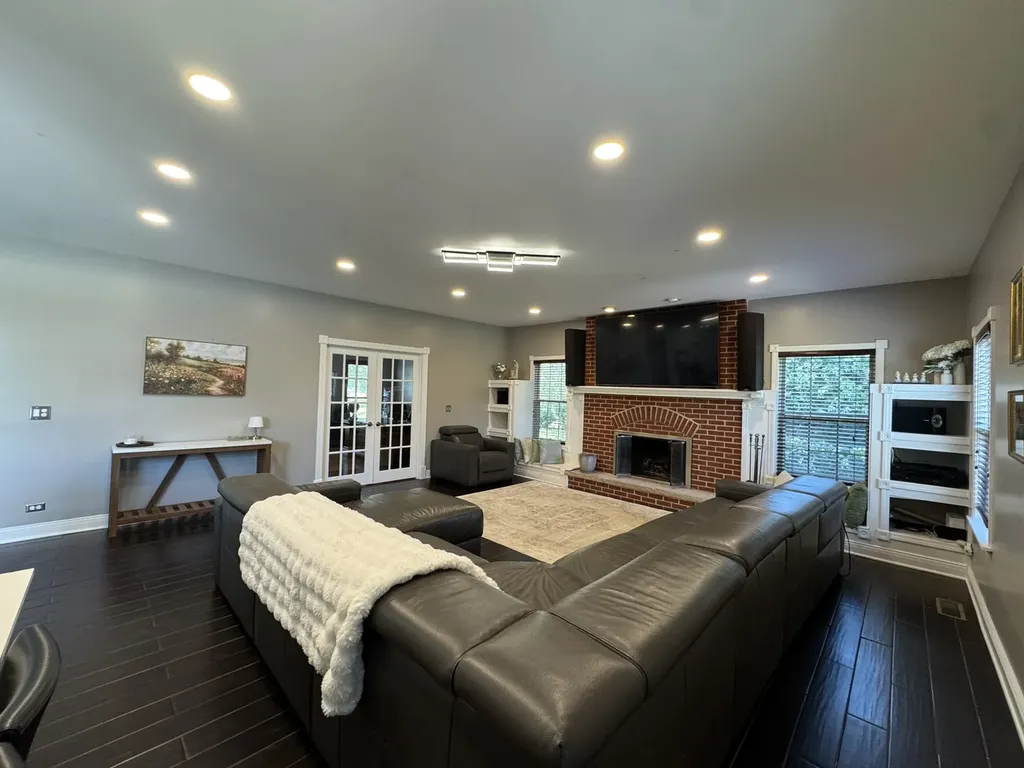 12807 Shelly Lane Plainfield IL 60585