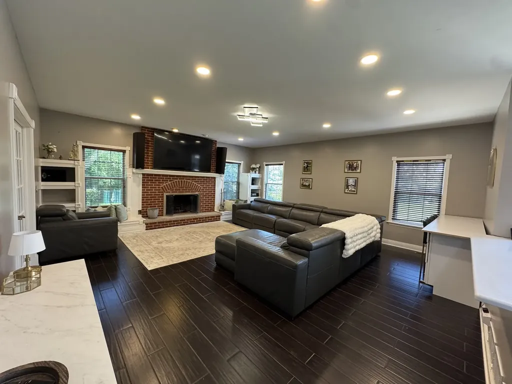 12807 Shelly Lane Plainfield IL 60585