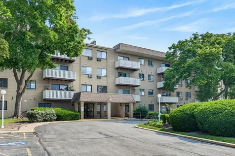280 North Westgate Road Mount Prospect IL 60056