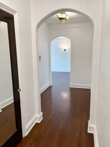 7348 North Ridge Boulevard Chicago IL 60645