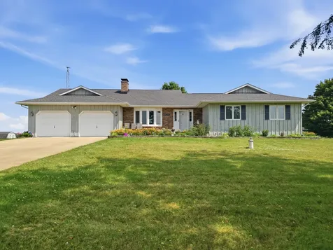 1132 Stony Point Road Dixon IL 61021