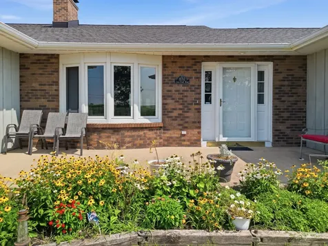 1132 Stony Point Road Dixon IL 61021