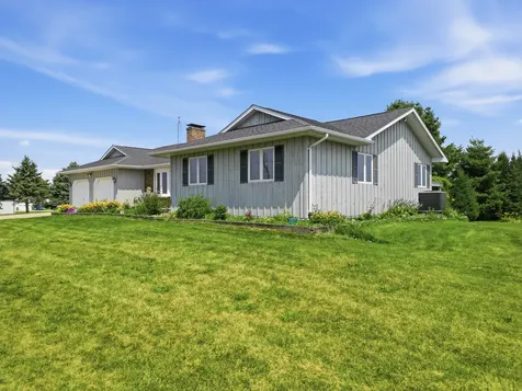 1132 Stony Point Road Dixon IL 61021