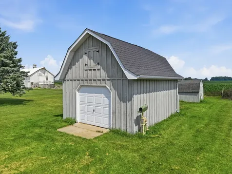 1132 Stony Point Road Dixon IL 61021