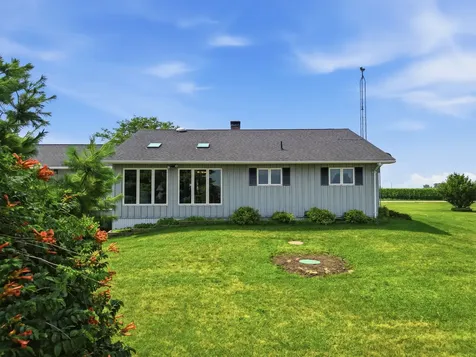 1132 Stony Point Road Dixon IL 61021
