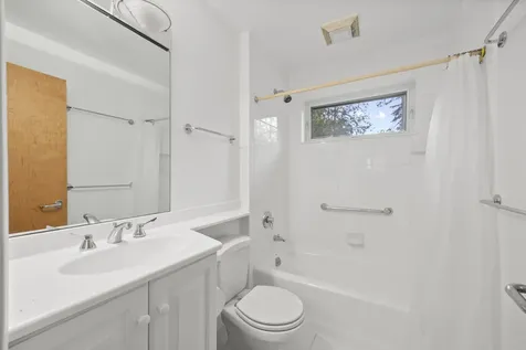 934 Yale Street Wilmette IL 60091