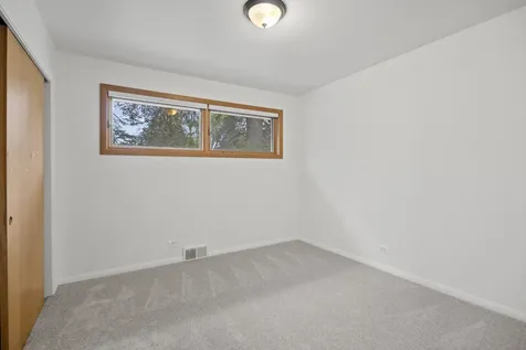 934 Yale Street Wilmette IL 60091