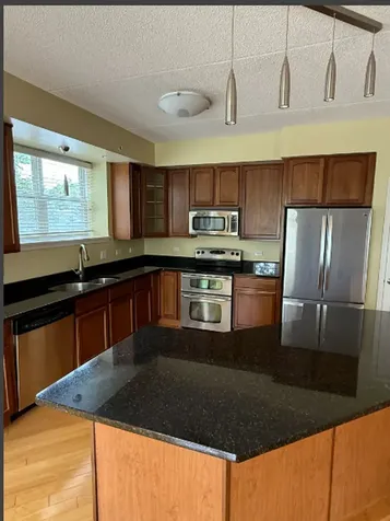 77 North Quentin Road Palatine IL 60067
