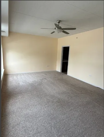 77 North Quentin Road Palatine IL 60067