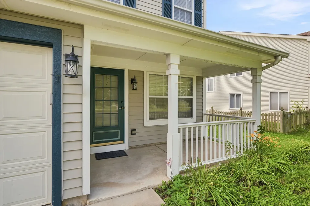 2554 Warm Springs Lane Naperville IL 60564