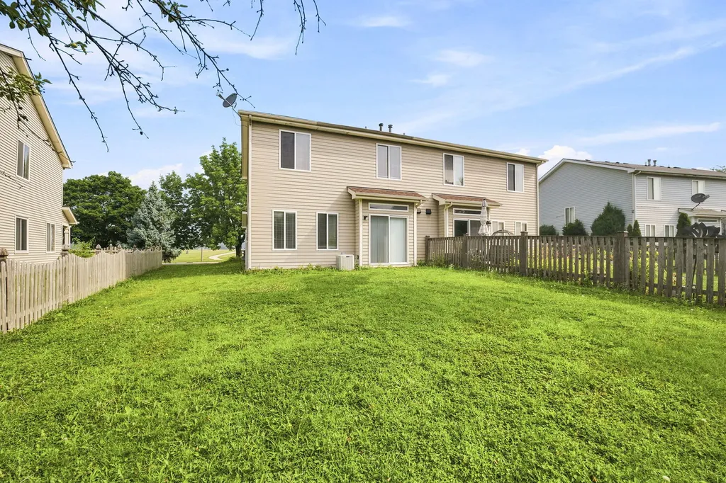 2554 Warm Springs Lane Naperville IL 60564