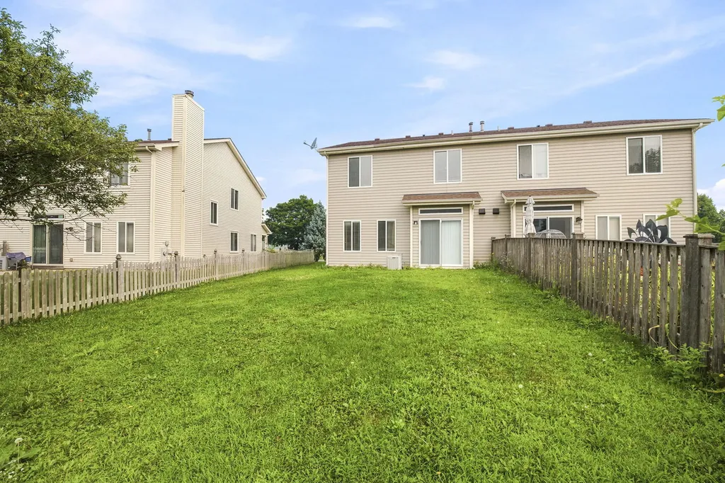 2554 Warm Springs Lane Naperville IL 60564