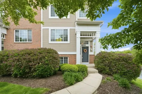 8992 Disbrow Street Huntley IL 60142