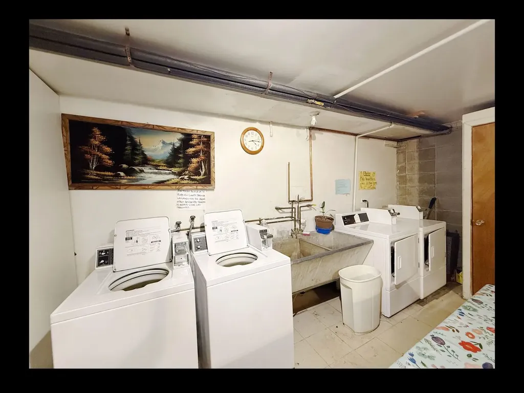 3820 West 47th Street Chicago IL 60632