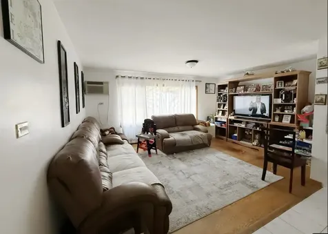 3820 West 47th Street Chicago IL 60632