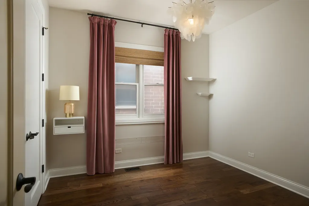 1505 West Walton Street Chicago IL 60642