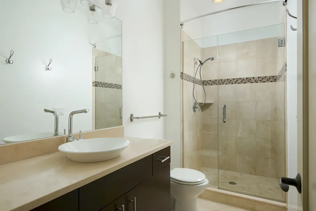 1505 West Walton Street Chicago IL 60642