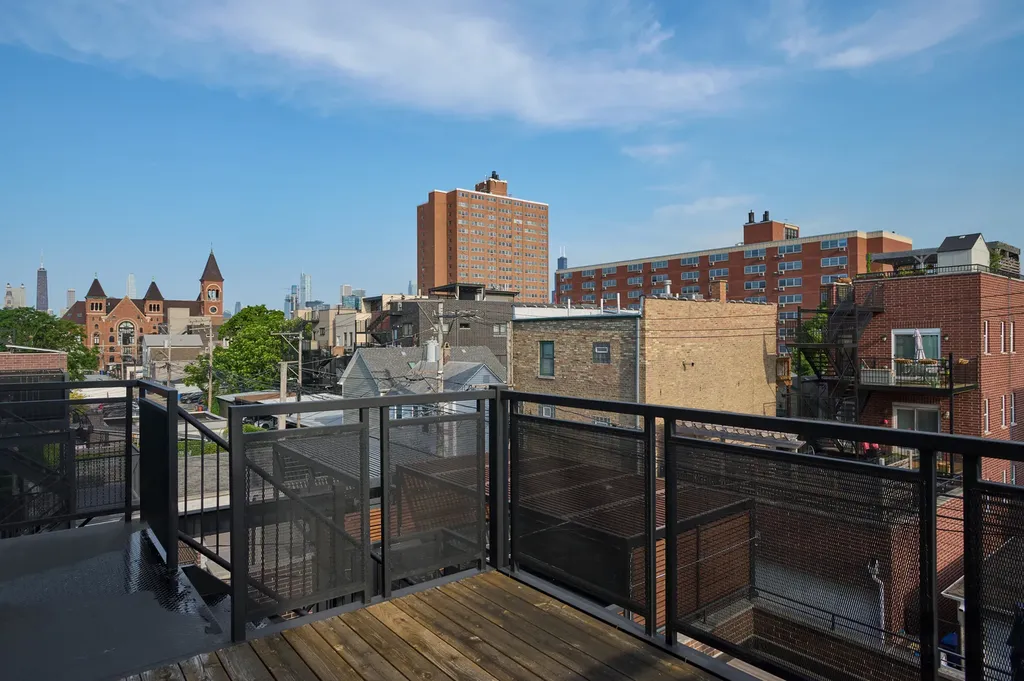1505 West Walton Street Chicago IL 60642