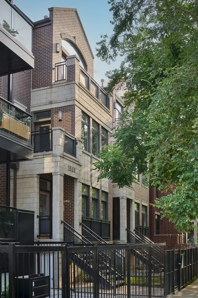 1505 West Walton Street Chicago IL 60642