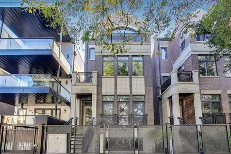 1505 West Walton Street Chicago IL 60642