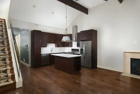 1505 West Walton Street Chicago IL 60642