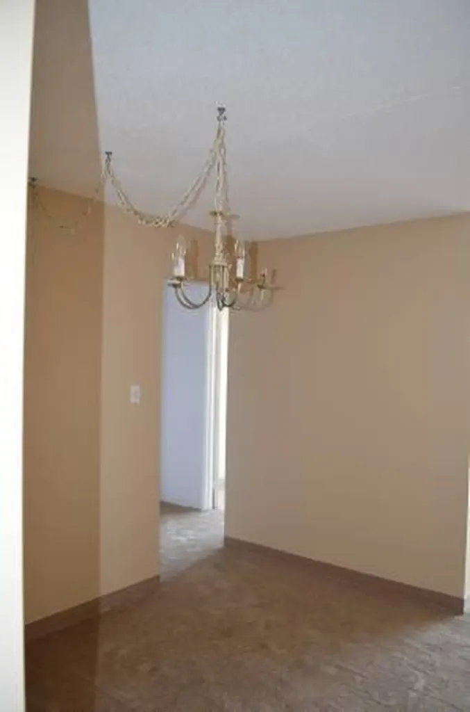2005 South Finley Road Lombard IL 60148