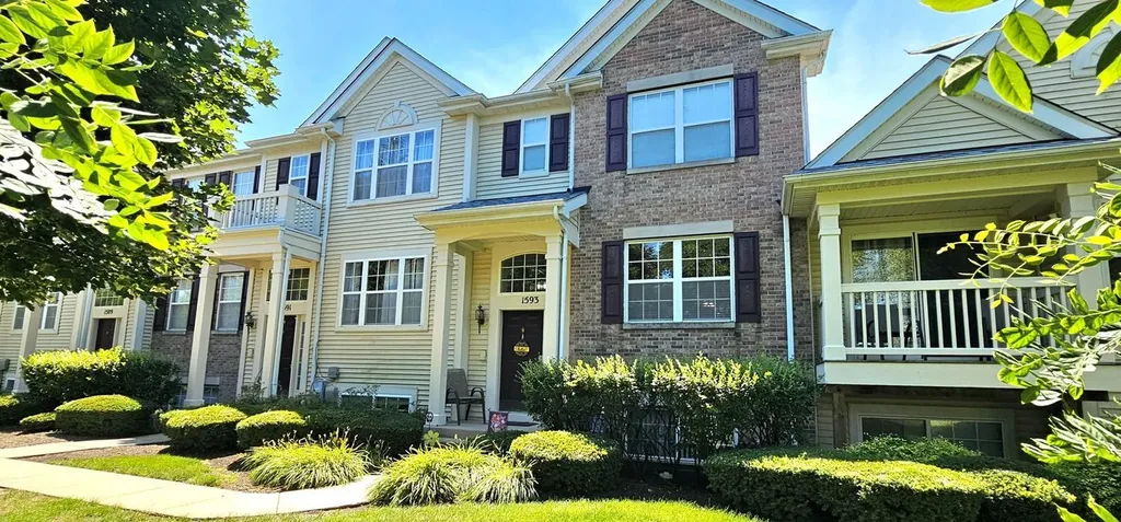 1593 Sandcastle Lane Pingree Grove IL 60140