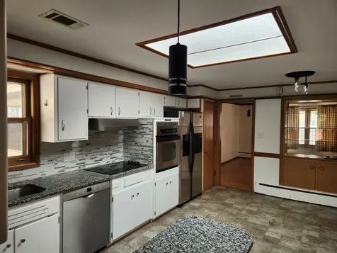 304 West Miller Road Sterling IL 61081