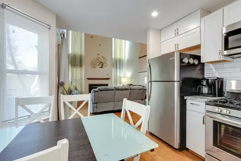 18 Bedford Road Mundelein IL 60060