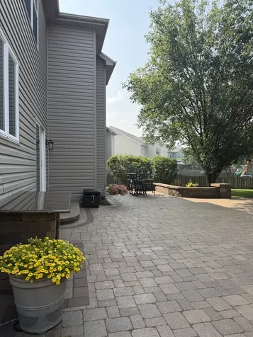 390 Bloomfield Circle E Oswego IL 60543
