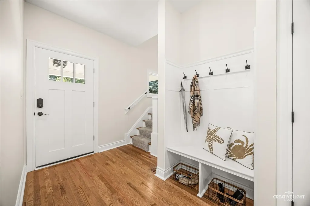 4633 Wolf Road Western Springs IL 60558