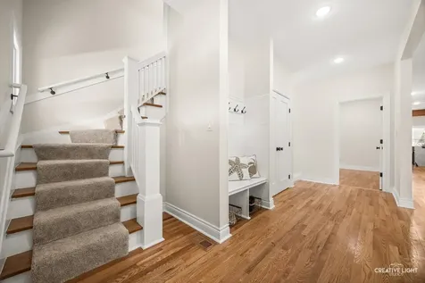 4633 Wolf Road Western Springs IL 60558