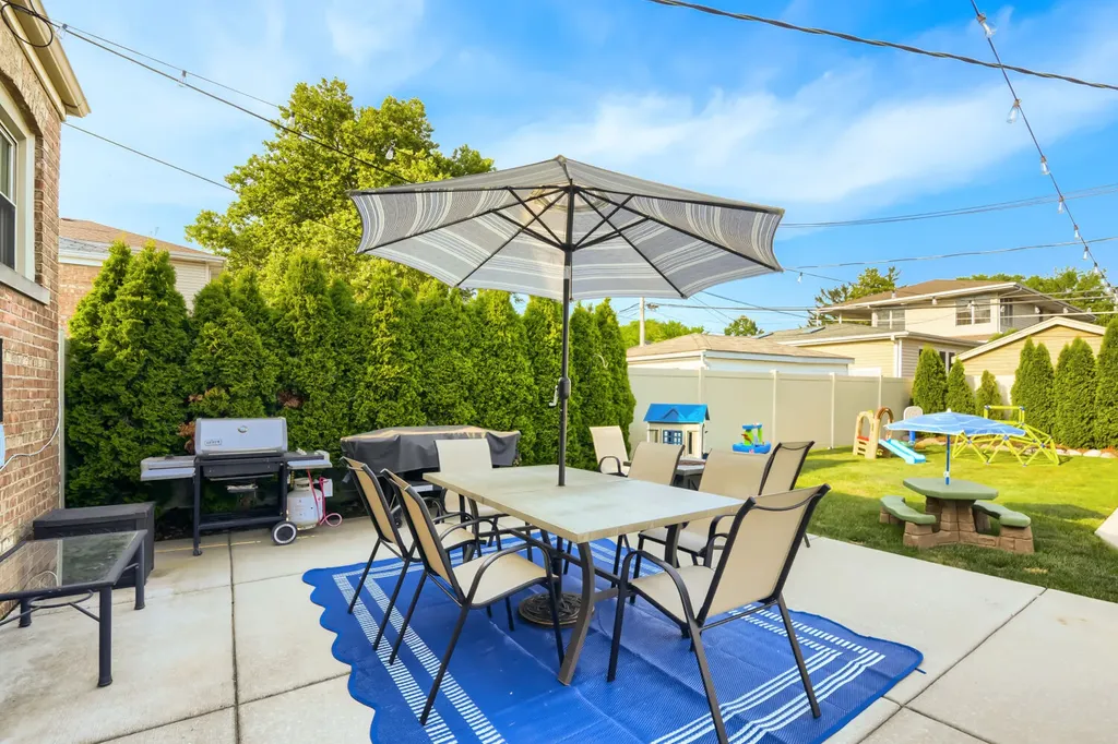 10433 South Harding Avenue Chicago IL 60655