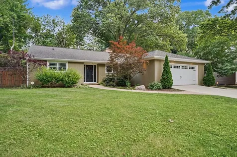 706 La Sell Drive Champaign IL 61820