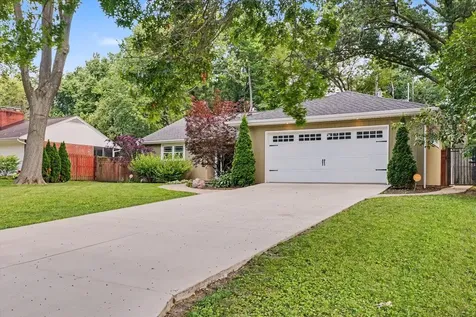 706 La Sell Drive Champaign IL 61820