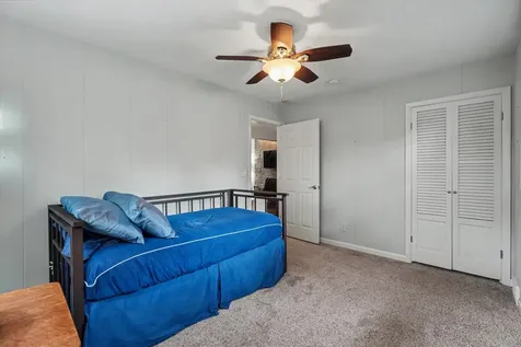 706 La Sell Drive Champaign IL 61820