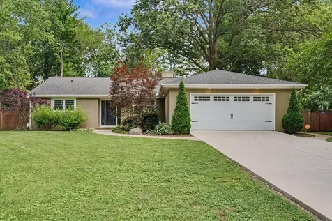 706 La Sell Drive Champaign IL 61820