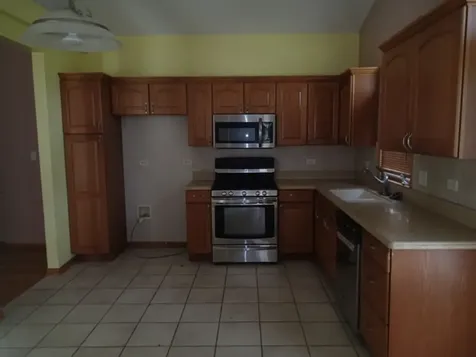 8107 Nielsen Drive Tinley Park IL 60477