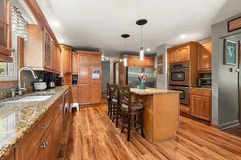 5205 Deerfield Drive Morris IL 60450