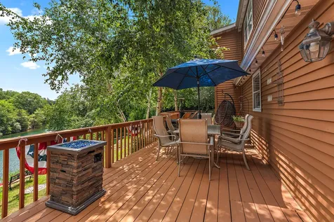 5205 Deerfield Drive Morris IL 60450