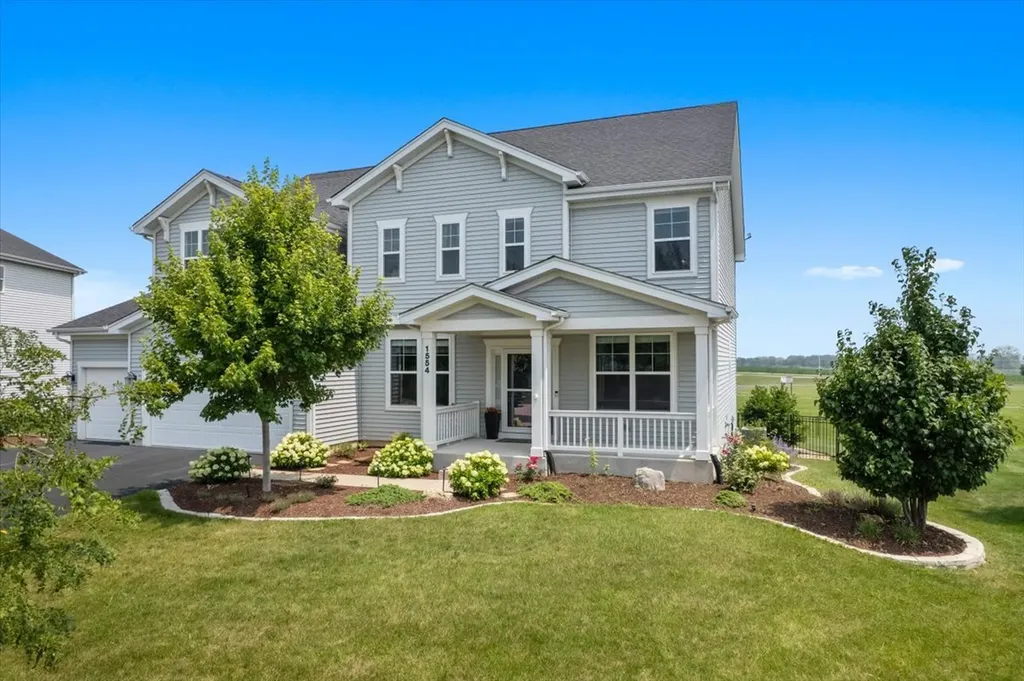 1554 Star Grass Circle Aurora IL 60506
