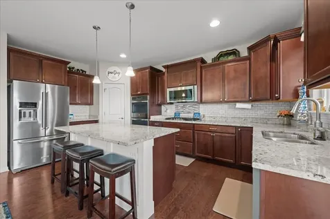 1554 Star Grass Circle Aurora IL 60506