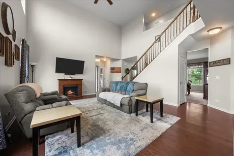 1554 Star Grass Circle Aurora IL 60506