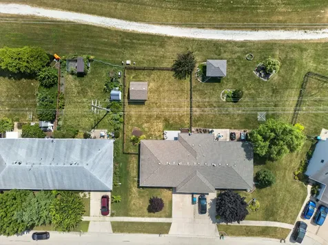 335 Elizabeth Drive Coal City IL 60416