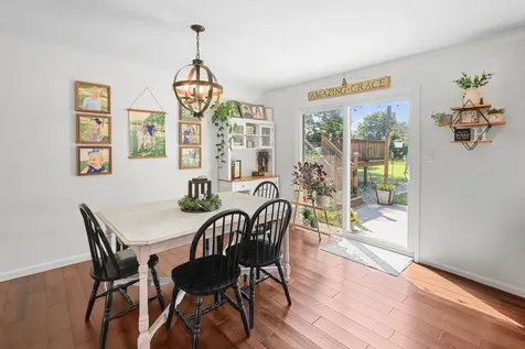 380 Northwood Salem IL 62881