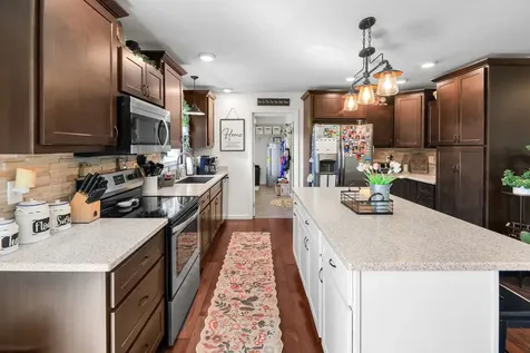 380 Northwood Salem IL 62881