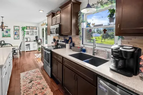 380 Northwood Salem IL 62881
