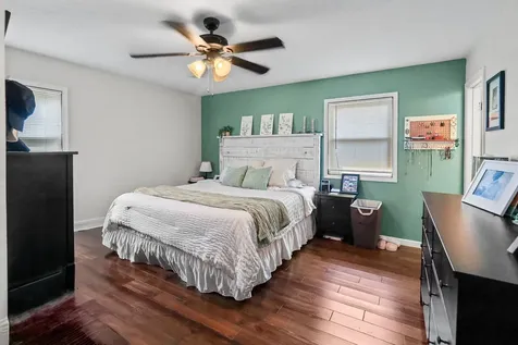380 Northwood Salem IL 62881